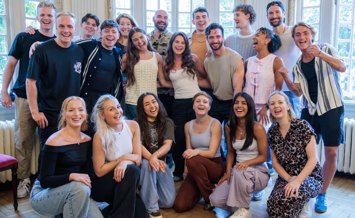 Featured image for “News: New Cast & Booking Extension announced for MAMMA MIA!”